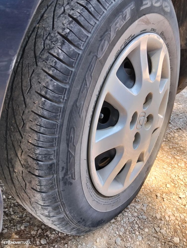 Honda Civic 1.4i - 3