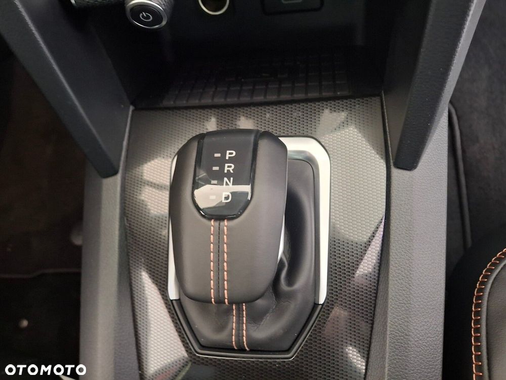 Volkswagen Amarok - 23