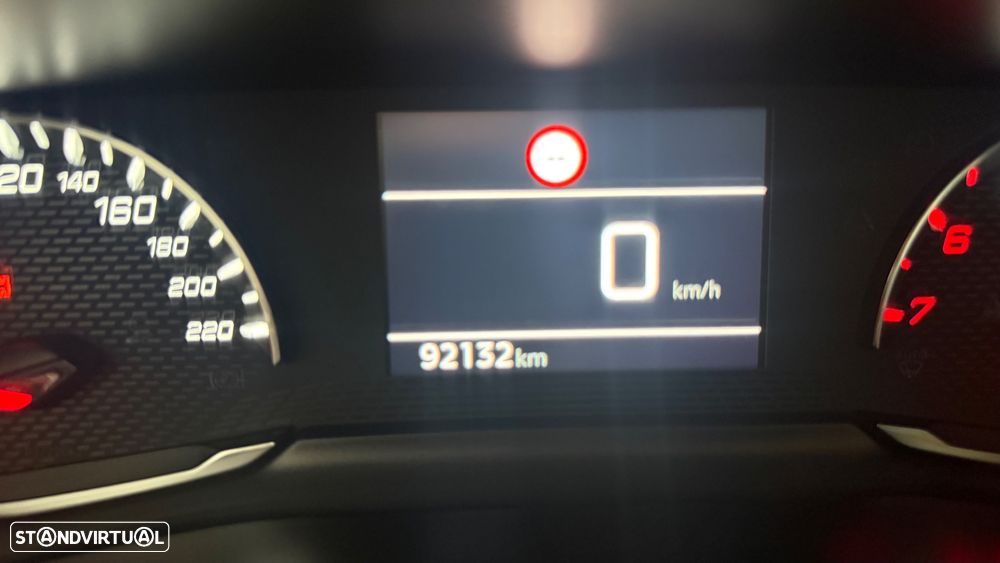 Peugeot 2008 PureTech 110 Stop&Start Style - 20