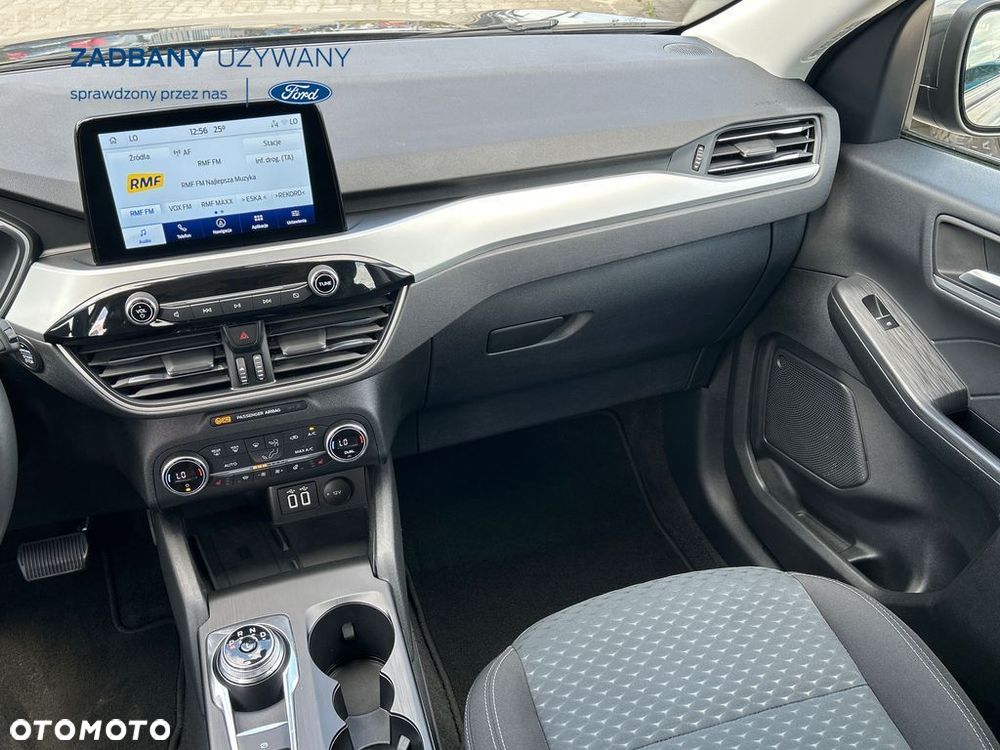 Ford Kuga - 16