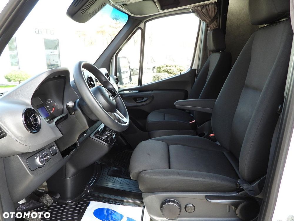 Mercedes-Benz SPRINTER 317 PLANDEKA WINDA 8 PALET WEBASTO TEMPOMAT KLIMATYZACJA  170KM - 30