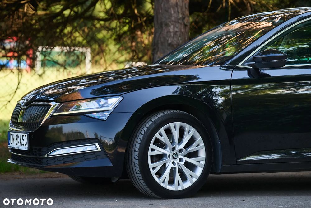 Skoda Superb 2.0 TDI SCR 4x4 Style DSG - 5