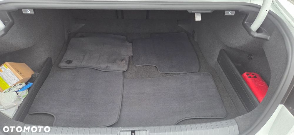 Volkswagen Passat 1.8 TSI BMT Comfortline DSG - 16