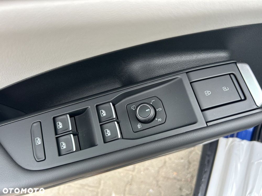 Volkswagen T-Roc 1.5 TSI Style DSG - 31
