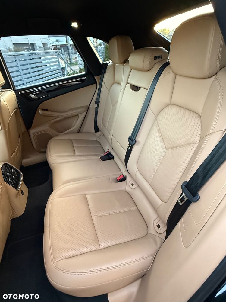 Porsche Macan PDK - 23