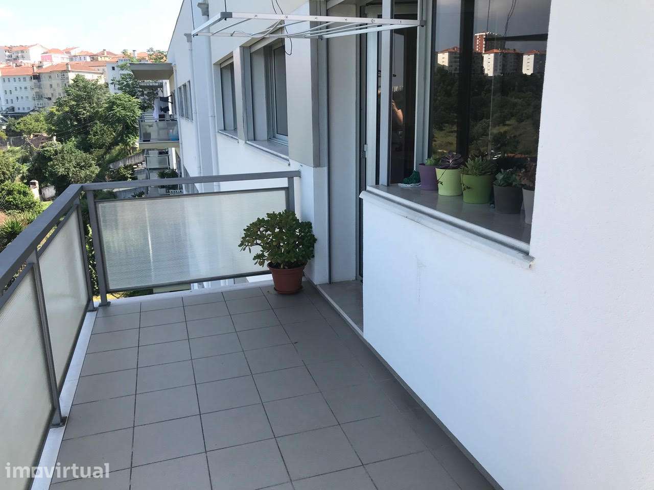 Apartamento T1 Conchada - Grande imagem: 2/10