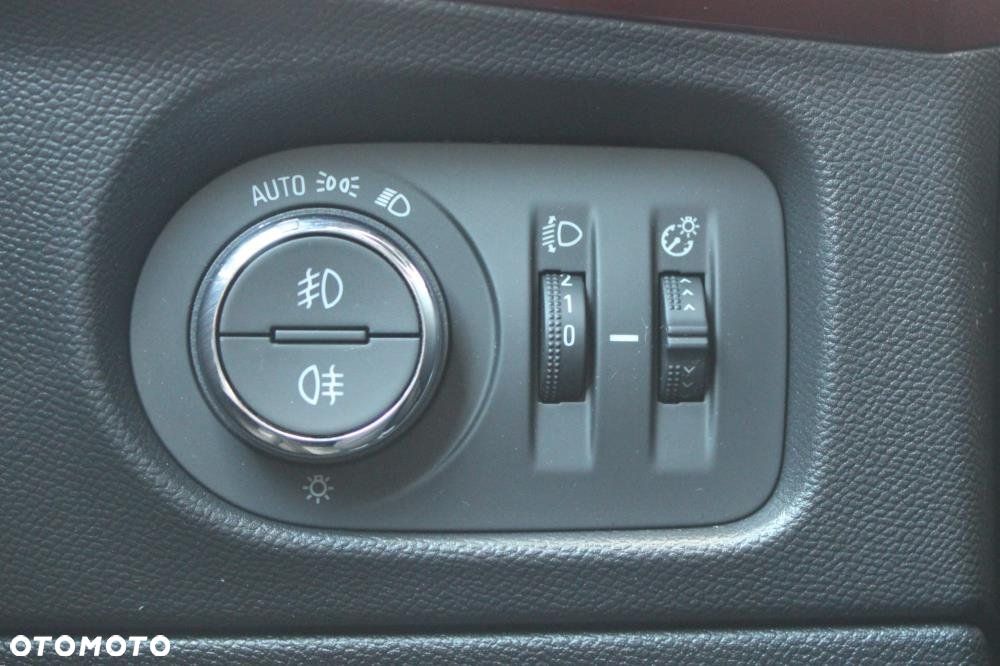 Opel Mokka - 32
