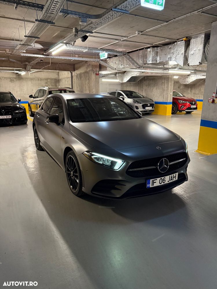 Mercedes-Benz A 250 e 8G-DCT AMG Line - 4