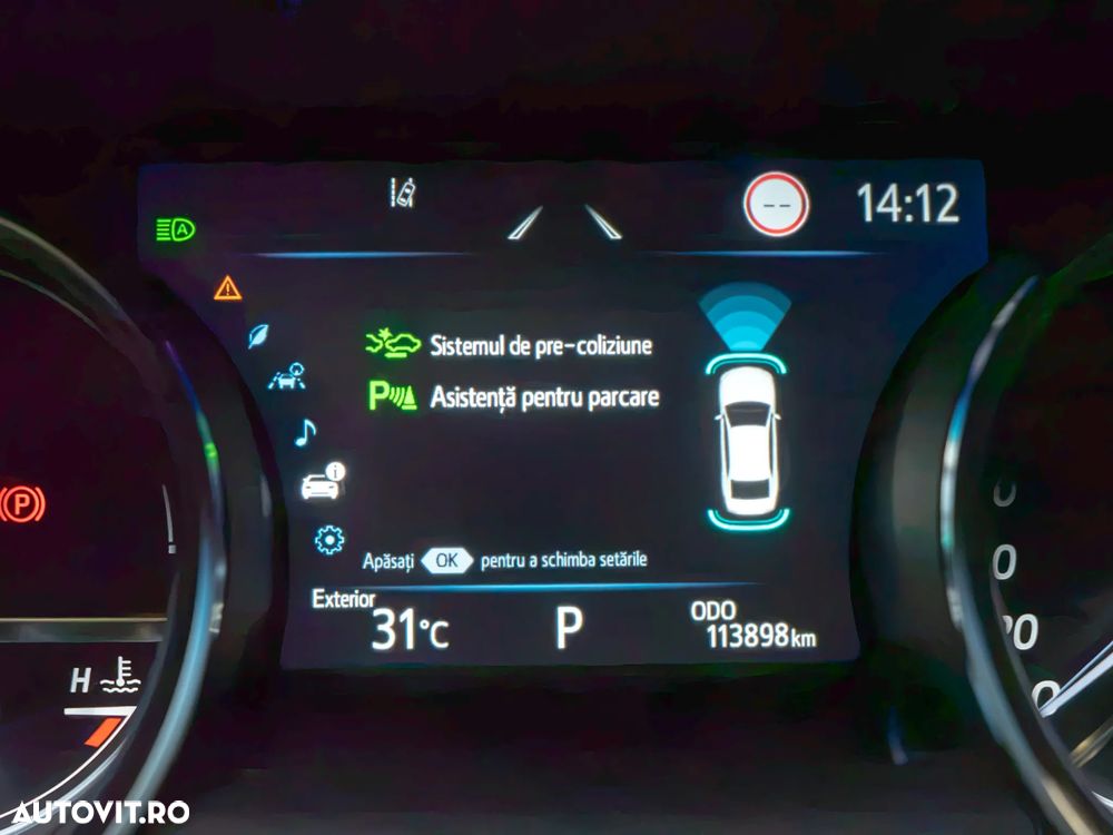 Toyota Camry 2.5 Dynamic - 38