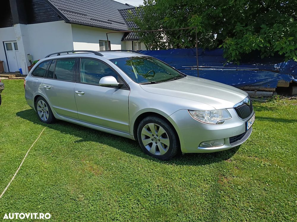 Skoda Superb 1.6 TDI GreenLine - 2