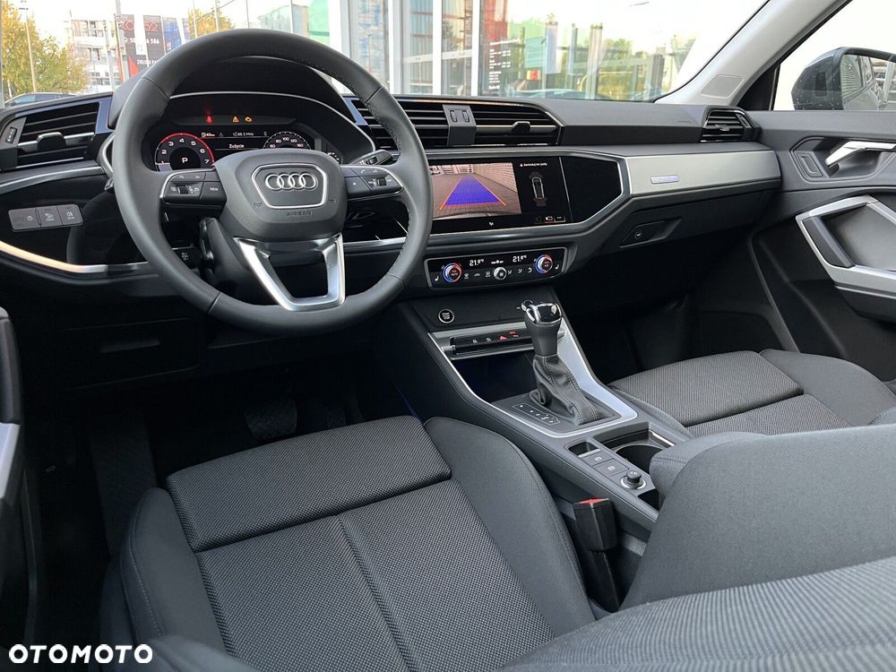 Audi Q3 - 17