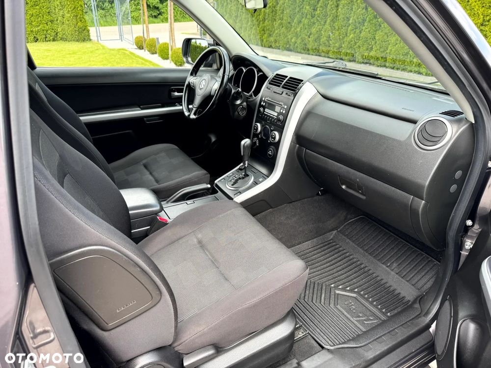 Suzuki Grand Vitara - 18