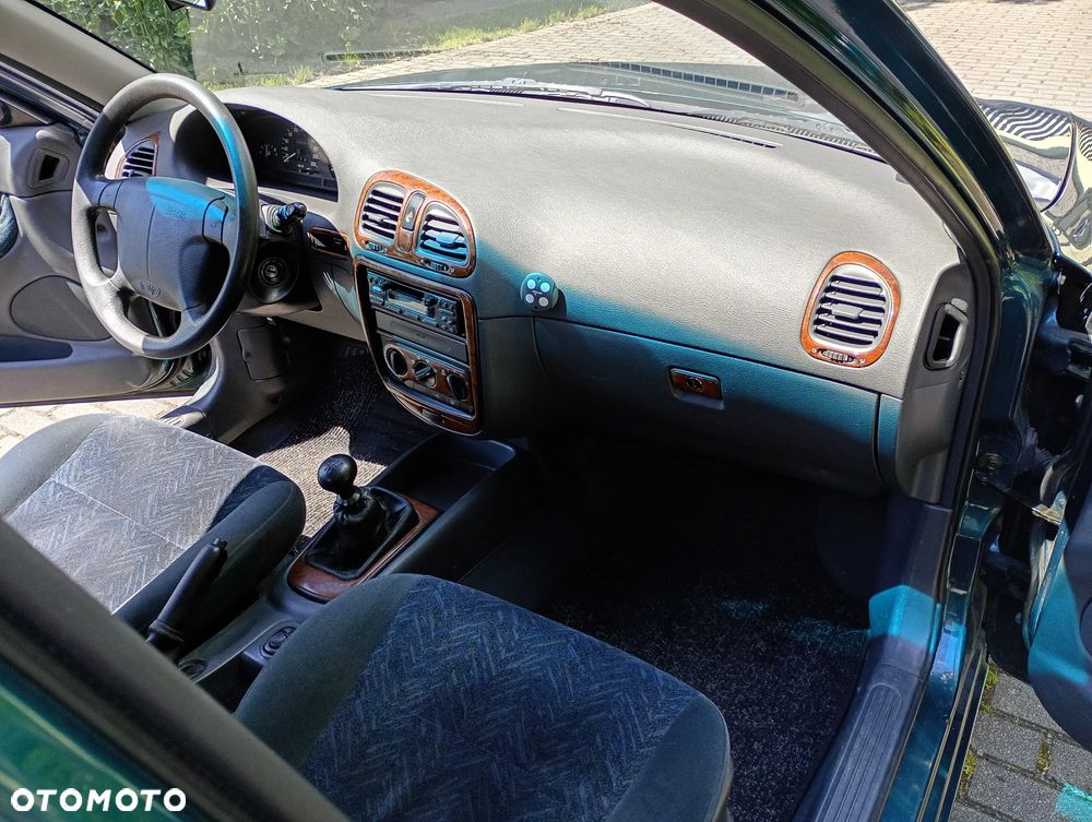 Daewoo Nubira 1.6 SX - 6