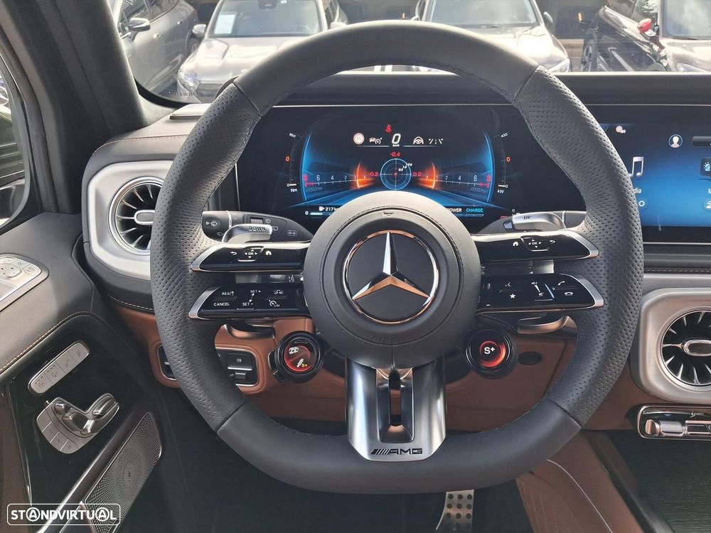 Mercedes-Benz G 63 AMG Standard - 31