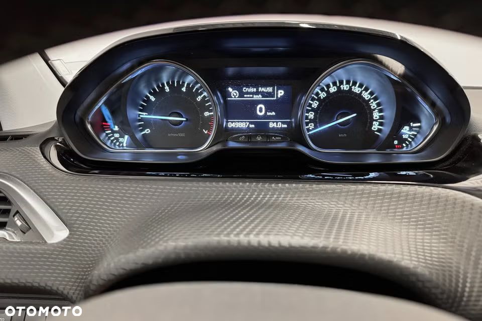 Peugeot 2008 1.2 Pure Tech Allure S&S EAT6 - 7