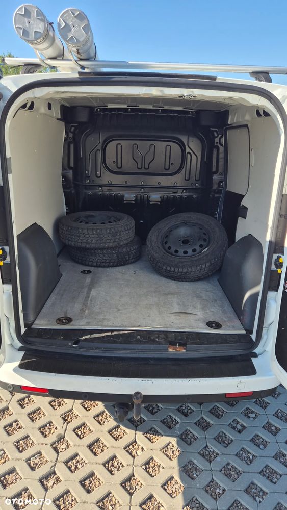Fiat DOBLO - 11