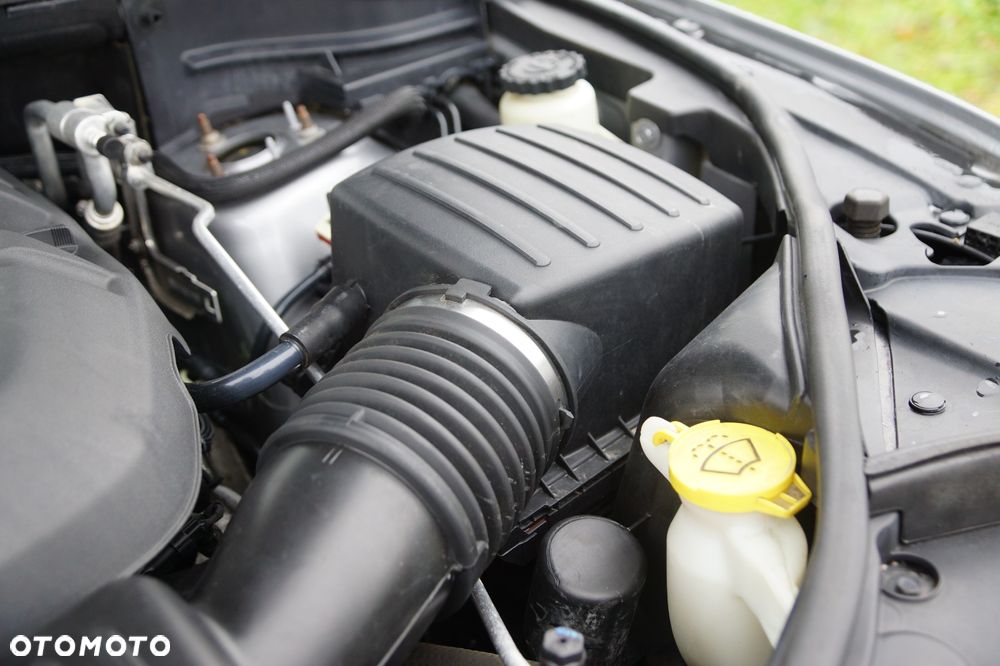 Jeep Grand Cherokee - 33