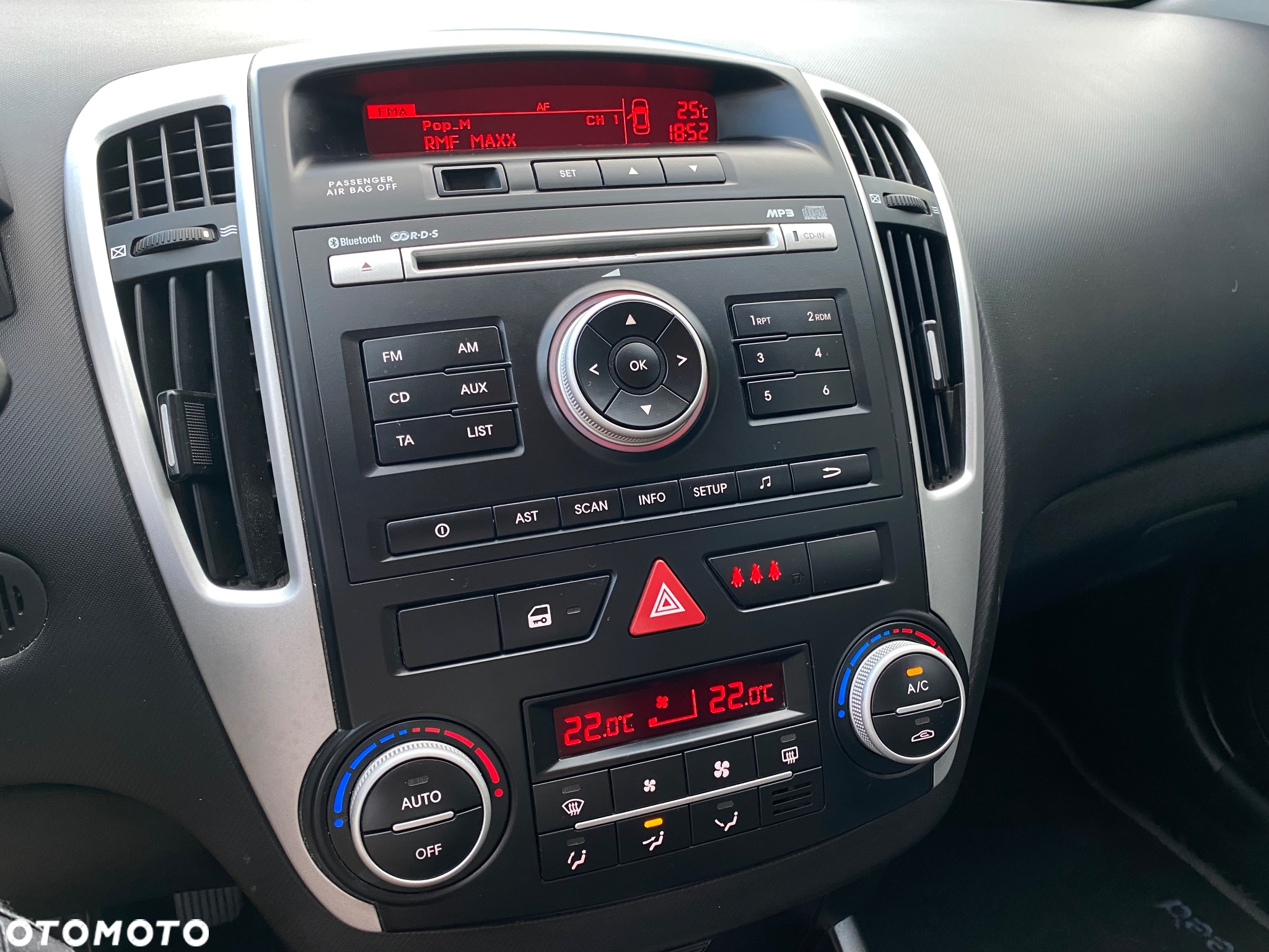 Kia Ceed Cee'd 1.6 Crdi Comfort - 13