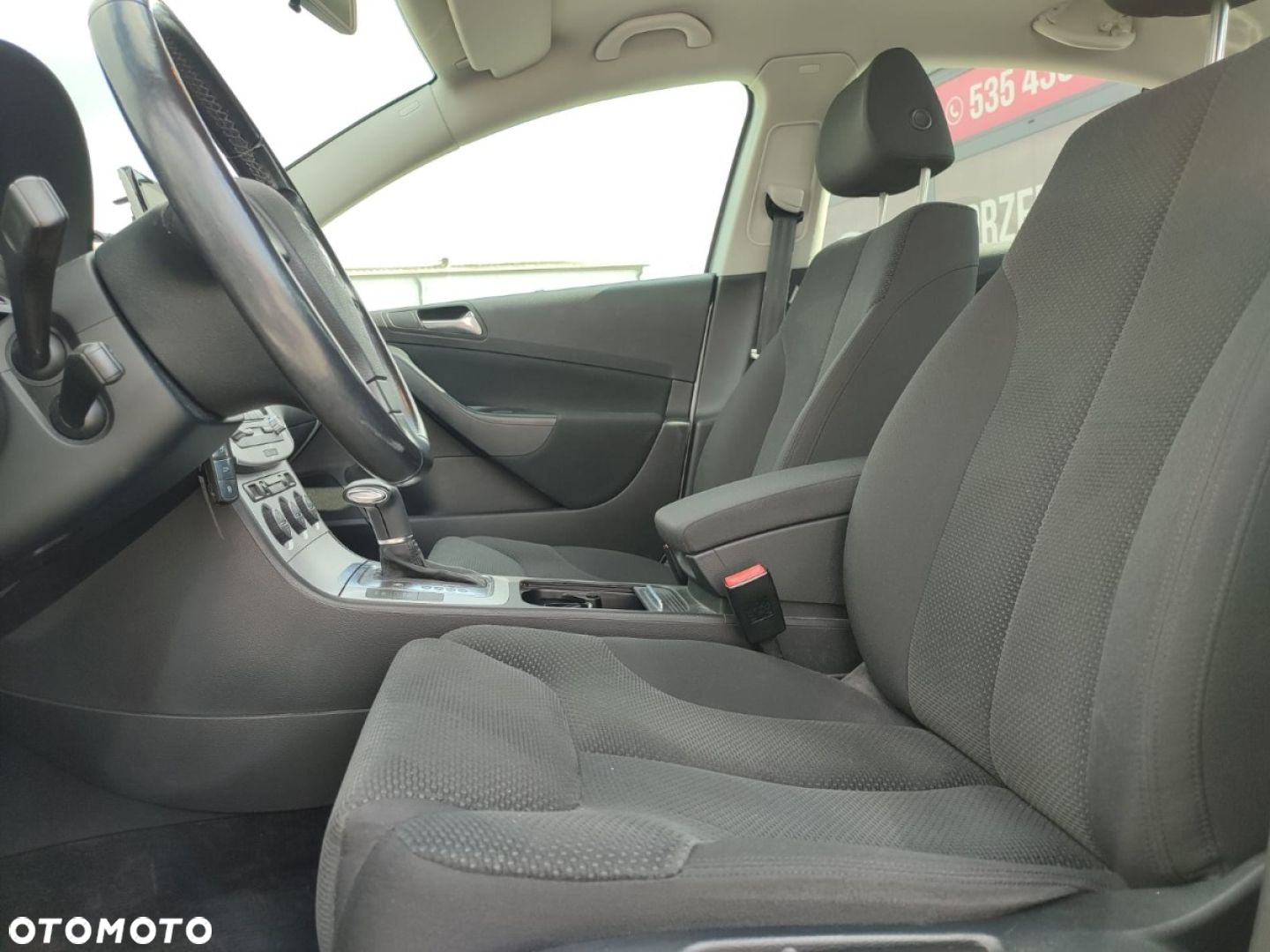 Volkswagen Passat - 6
