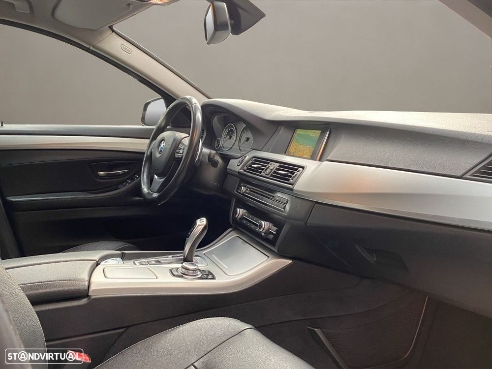 BMW 520 Gran Turismo - 12