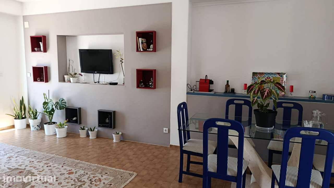 Moradia T9 Isolada com Jardim em Sagres - Grande imagem: 4/33