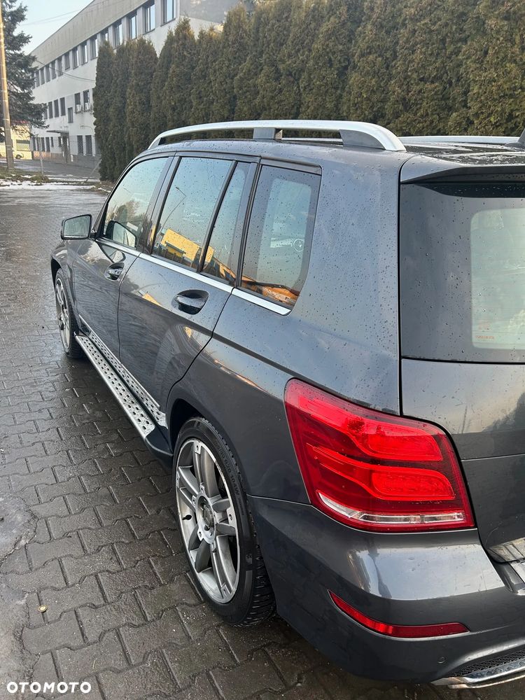 Mercedes-Benz GLK - 2