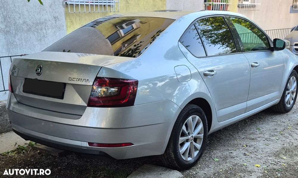 Skoda Octavia - 2