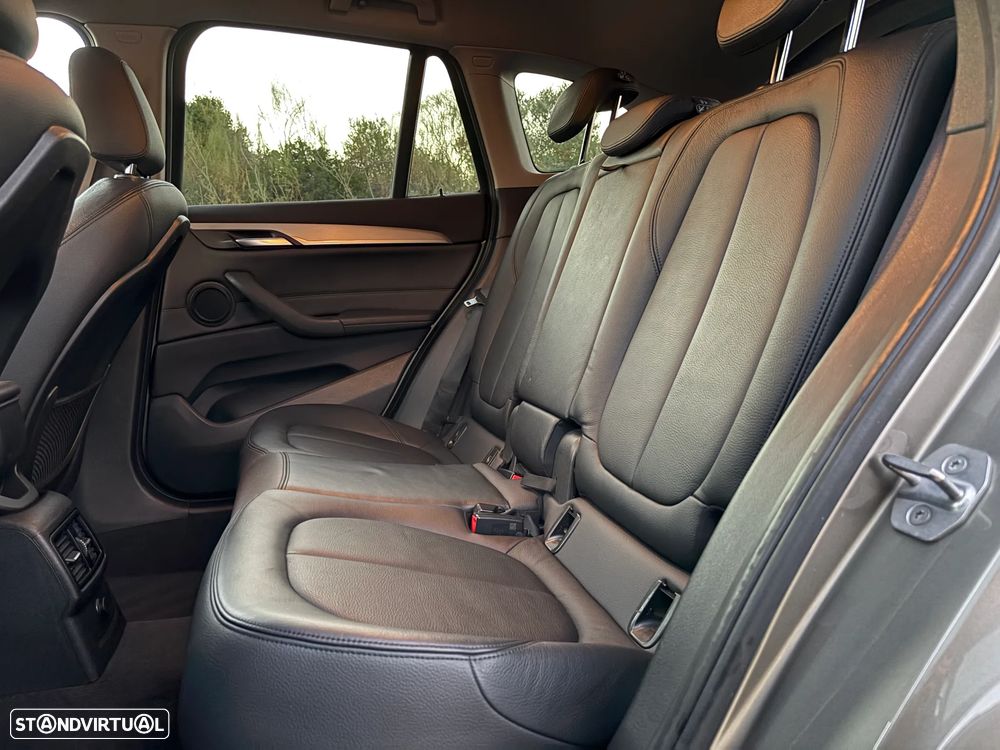 BMW X1 18 d sDrive Auto xLine - 7