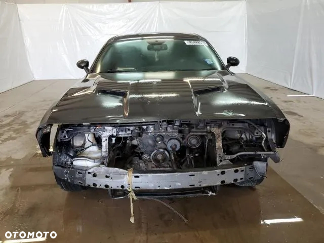 Dodge Challenger Automatik SXT Plus - 3