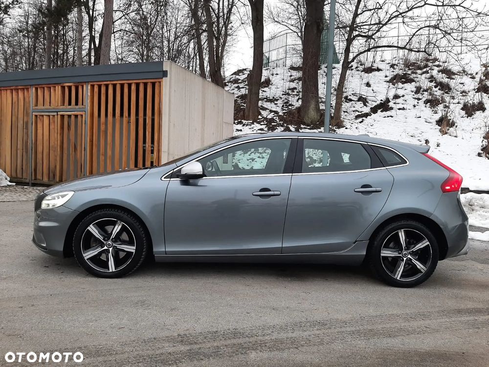 Volvo V40 D3 Geartronic RDesign - 9
