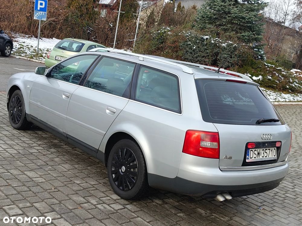 Audi A6 Avant 2.5 TDI - 16
