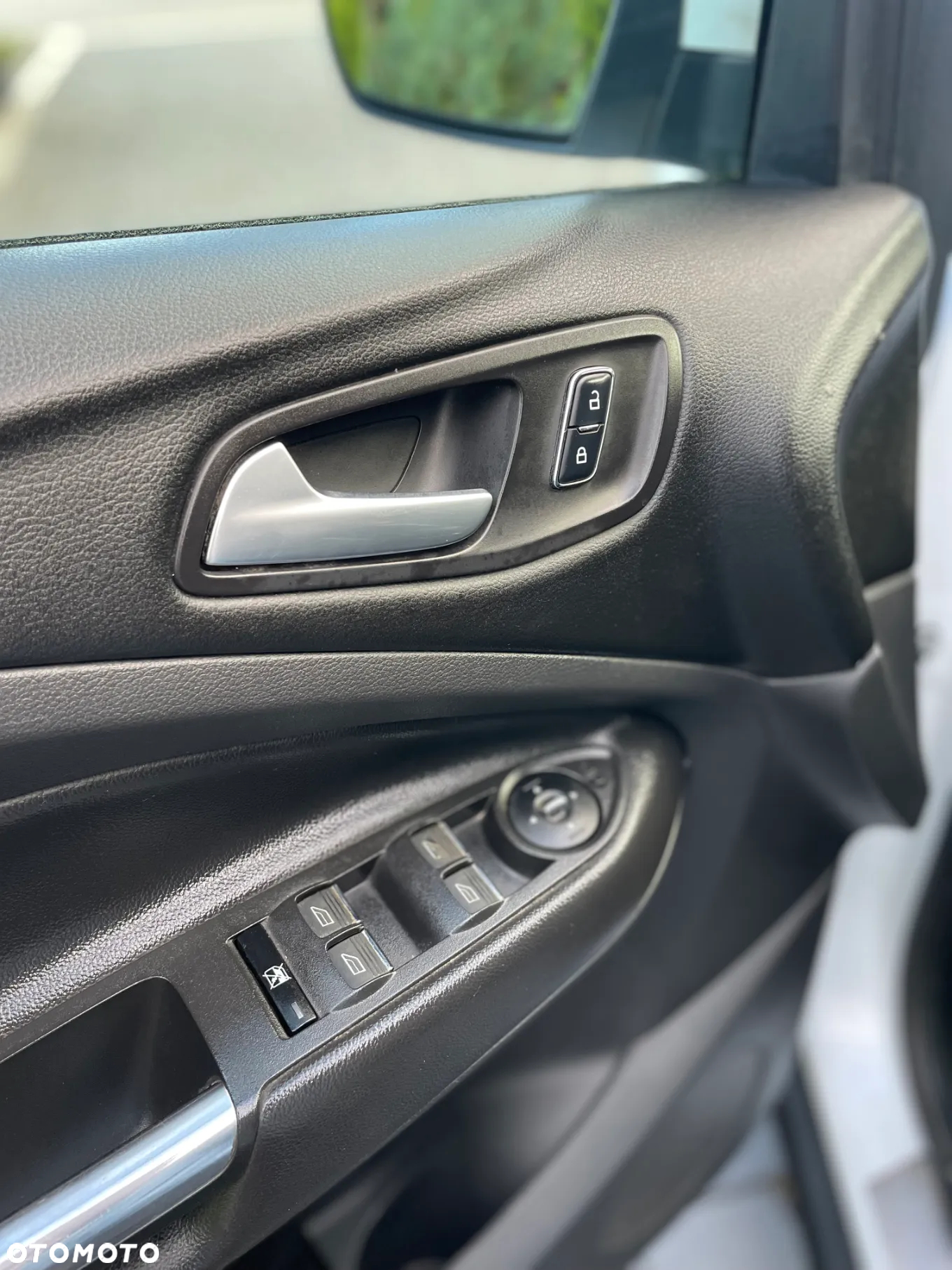 Ford Kuga 2.0 TDCi Titanium - 18