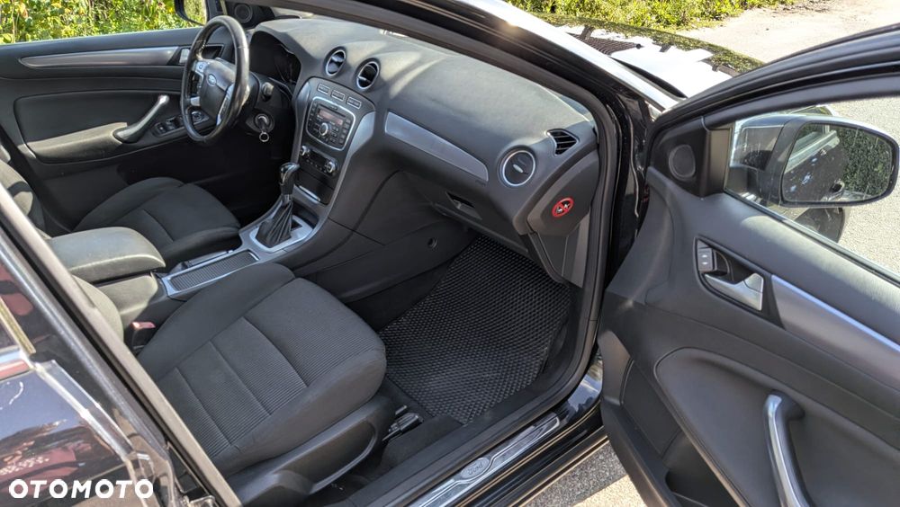 Ford Mondeo 2.2 TDCi Titanium - 18