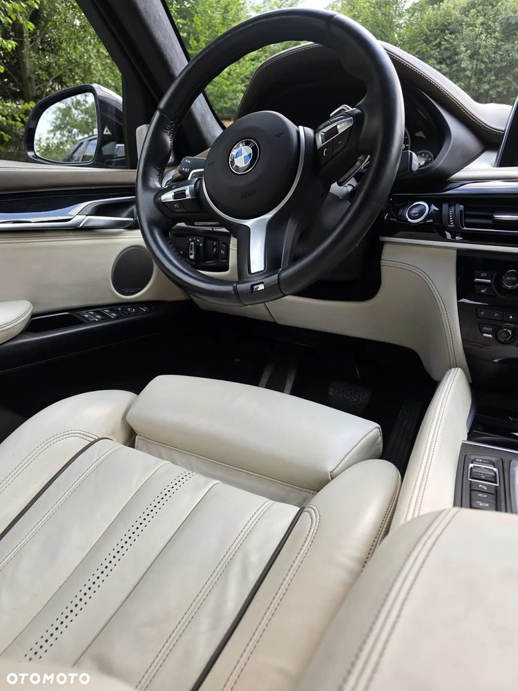 BMW X6 xDrive50i - 15