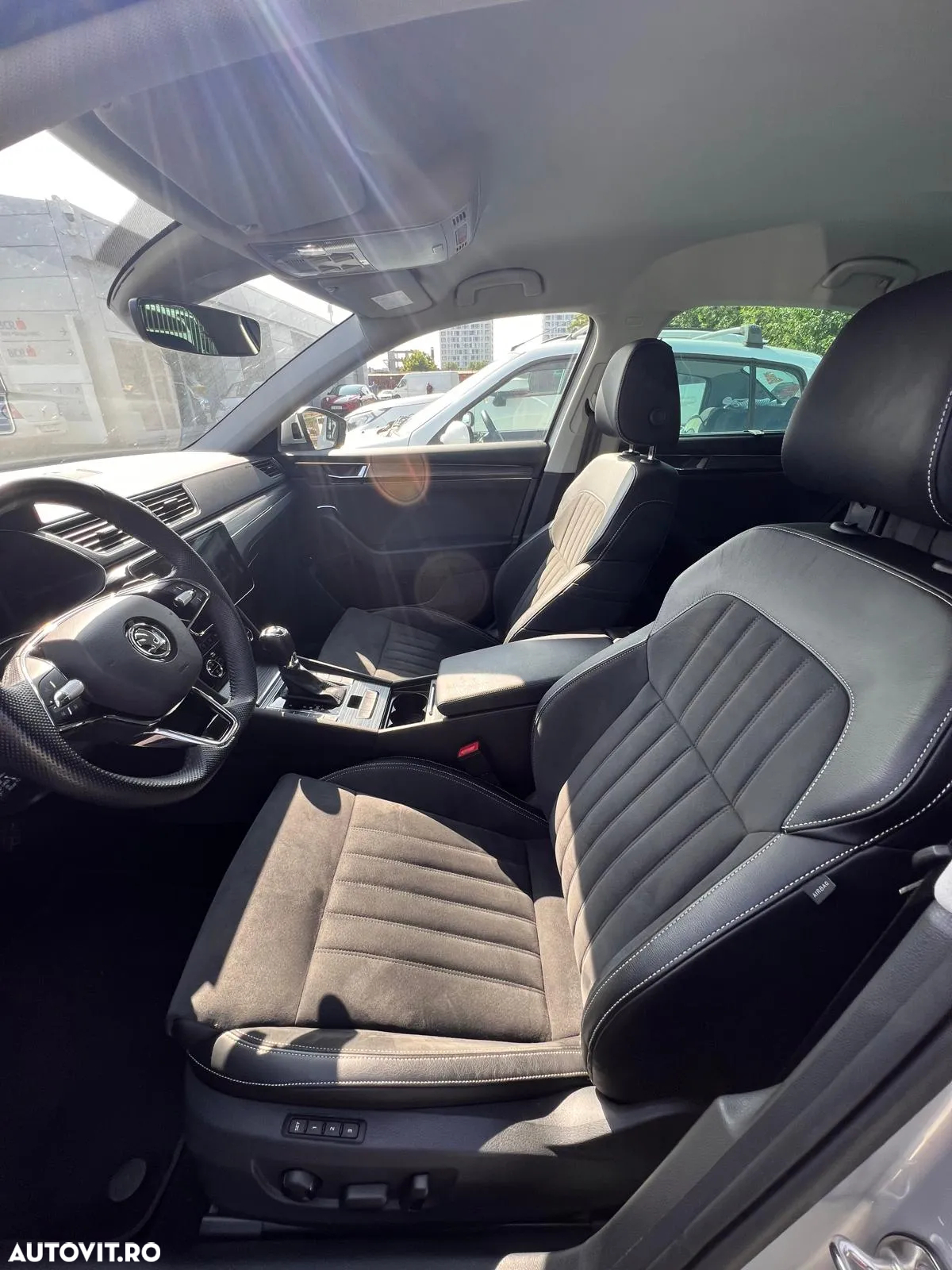 Skoda Superb 2.0 TDI 4X4 DSG Style - 10