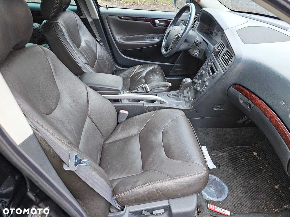Volvo XC 70 - 2