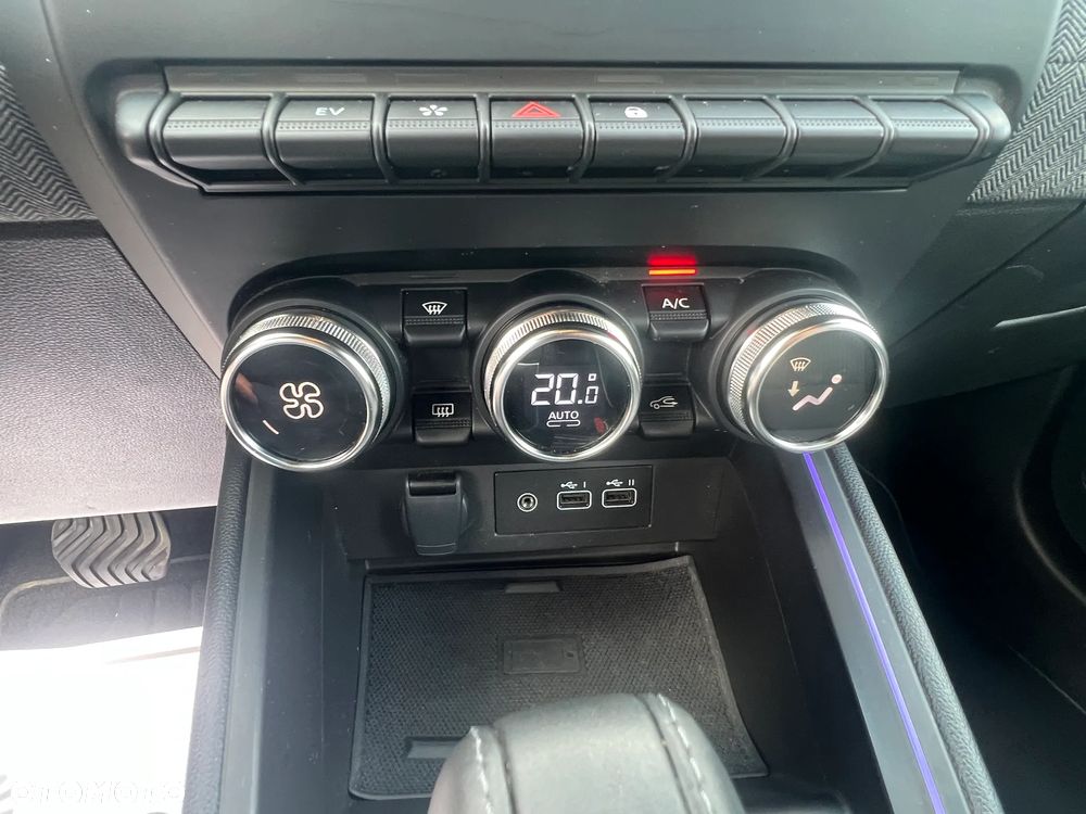 Renault Clio - 23