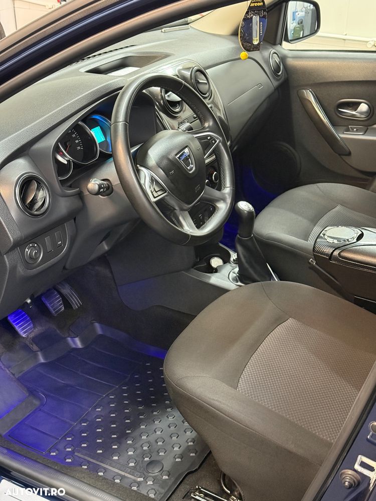 Dacia Sandero 0.9 90CP Laureate - 12