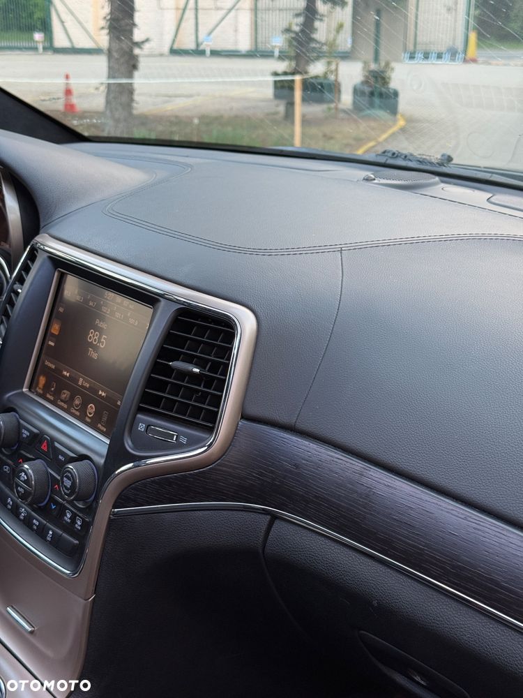 Jeep Grand Cherokee 3.6 V6 Overland Summit - 14
