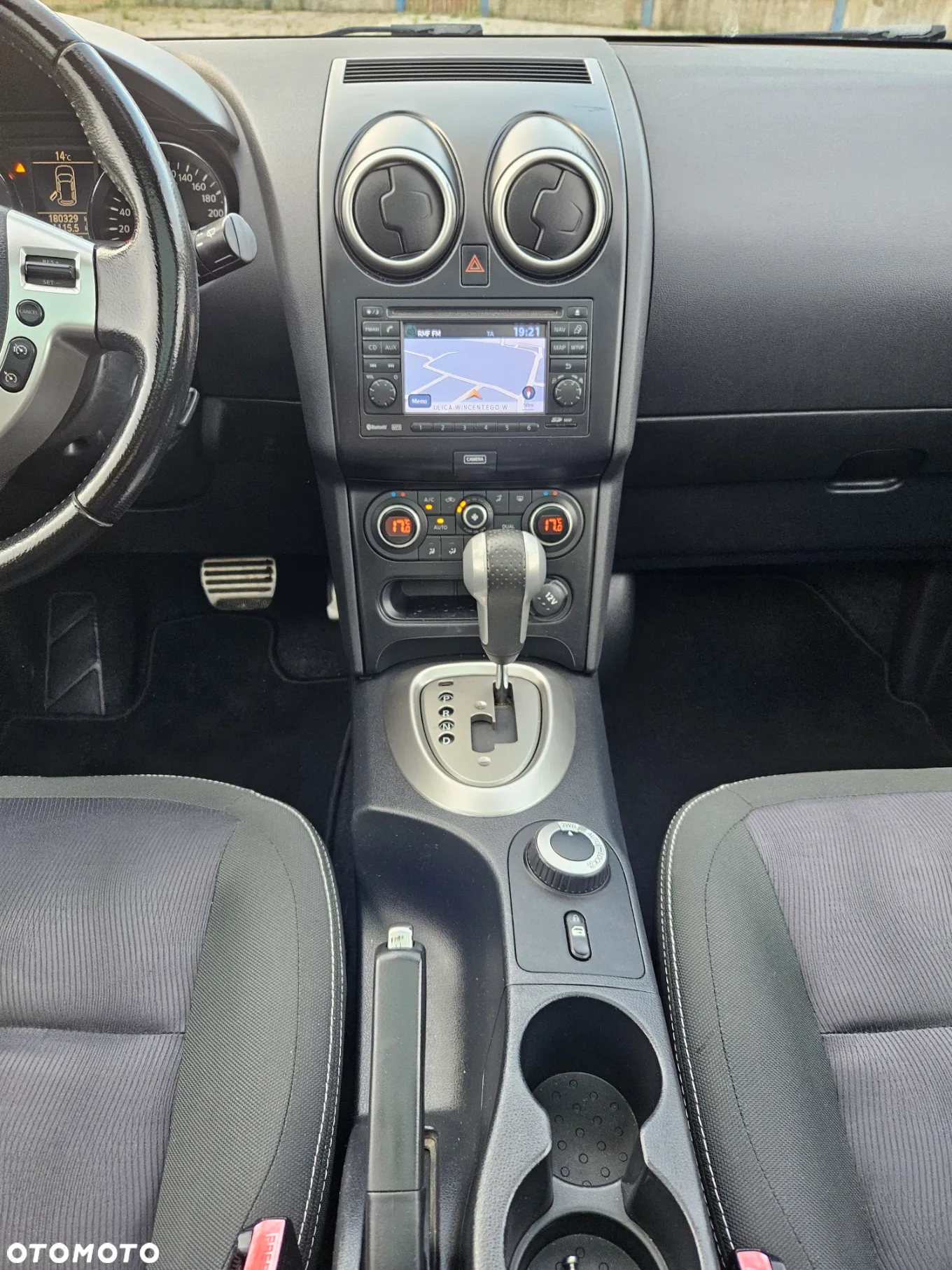 Nissan Qashqai+2 2.0 dCi 4x4 360 EU5 - 27