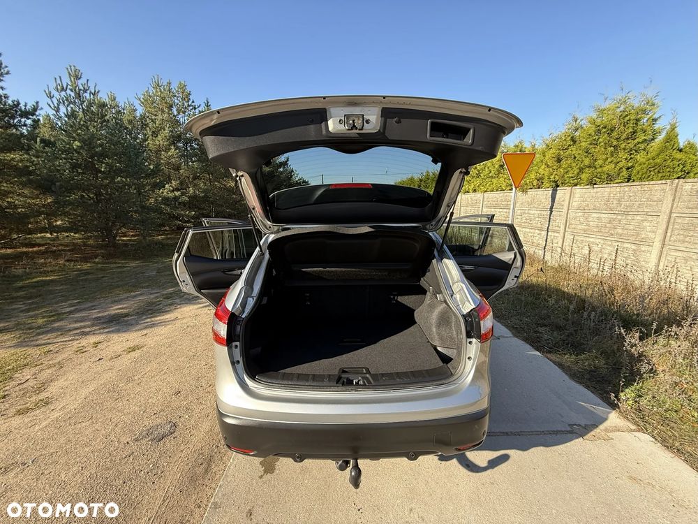 Nissan Qashqai 1.6 dCi 4x4 Tekna - 25