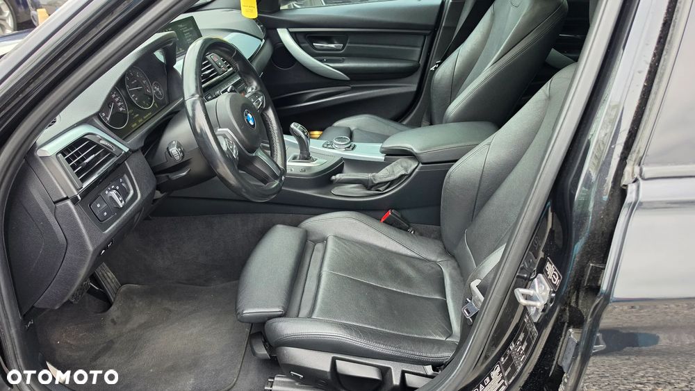 BMW Seria 3 335d xDrive Sport-Aut Sport Line - 13