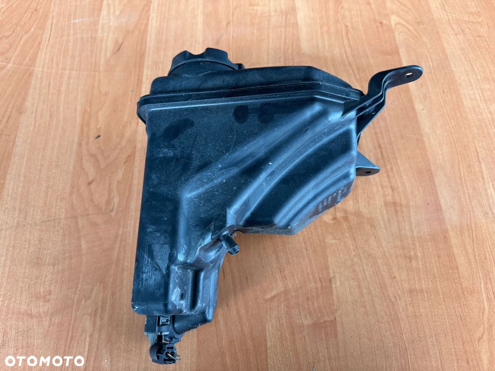 Zbiornik wyrównawczy płynu bmw E90 E91 7567462 - 2