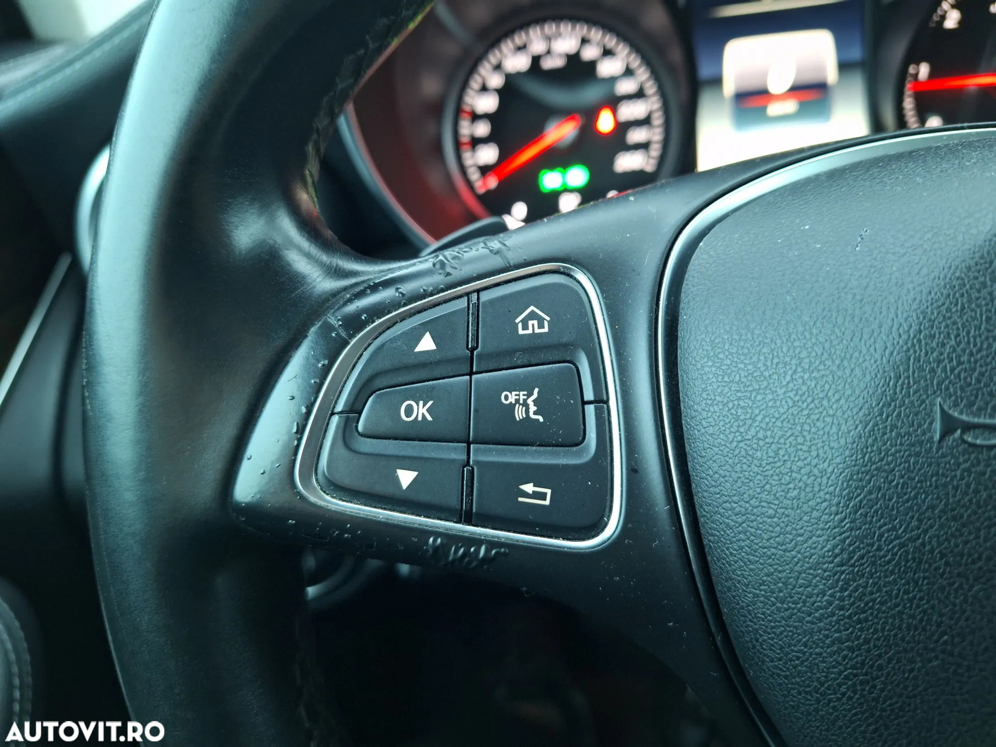 Mercedes-Benz GLC 220 d 4MATIC - 17