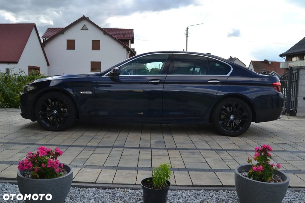 BMW Seria 5 530d xDrive - 2