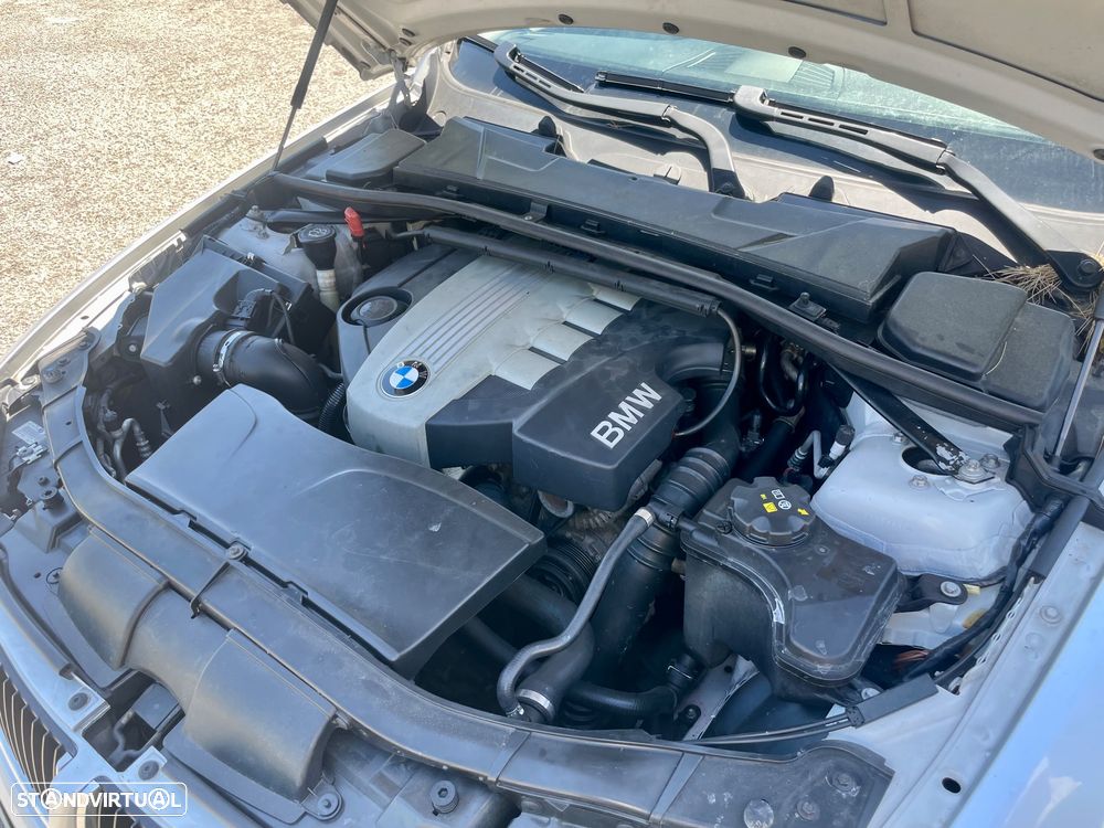BMW 320 - 19