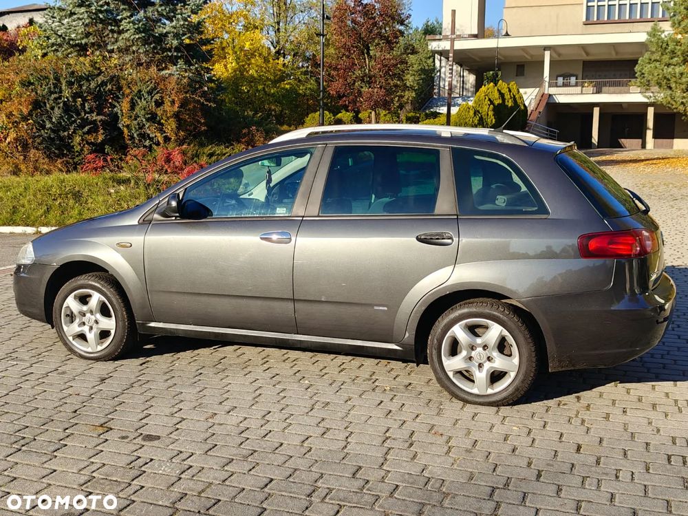 Fiat Croma 1.9 JTD Dynamic - 17