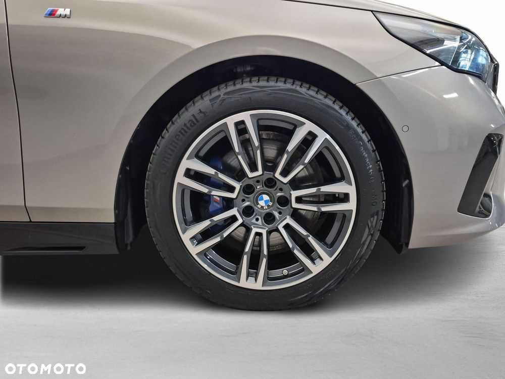 BMW Seria 5 520d xDrive mHEV M Sport - 10
