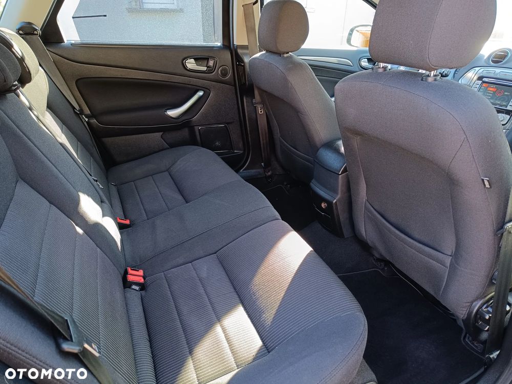Ford Mondeo 2.0 T Titanium S MPS6 - 12