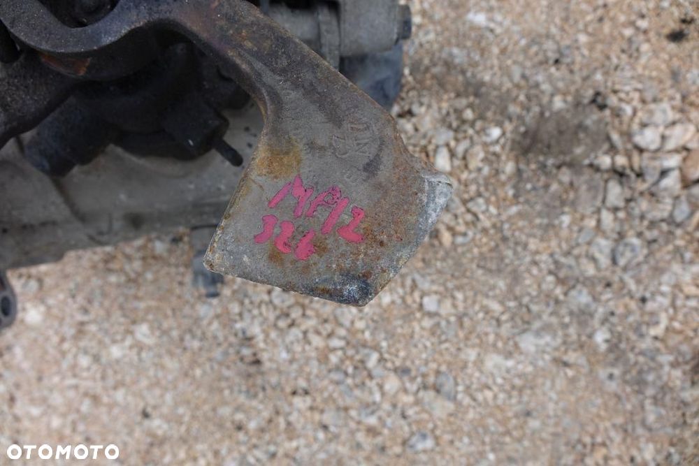 SKRZYNIA BIEGÓW MANUALNA VOLKSWAGEN  GOLF V 5  FVH - 4